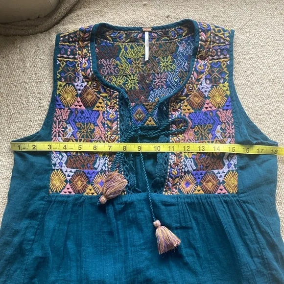 Free People embroidered top - small - Picture 3 of 7